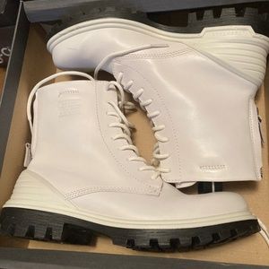 Women’s Ecco Tredtray High Boot